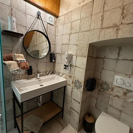 Nido Di Rondine Feriehus Sannicandro di Bari